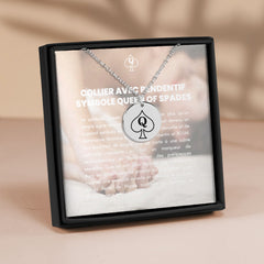 Collier avec Pendentif Queen of Spades – L'Affirmation d'une Identité Audacieuse